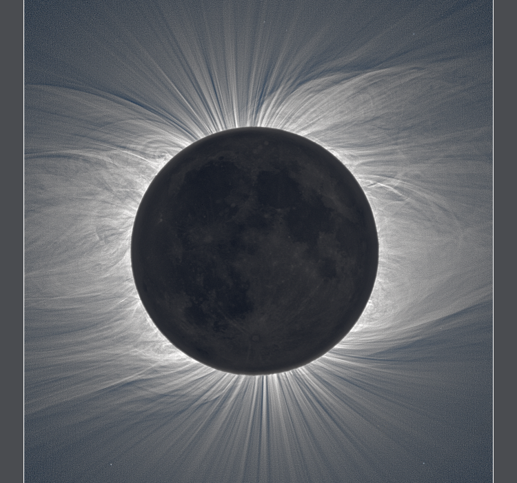 Этот снимок полного солнечного затмения был сделан инфракрасной камерой