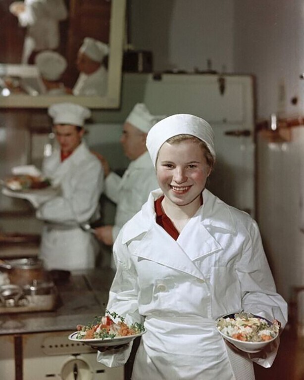 Кулинарная школа, Москва, 1950 год
