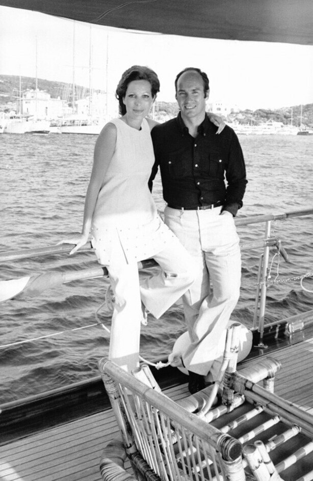 Август 1971 года. Италия. Принц Карим Ага хан IV и его первая жена Салима Ага Хан.
