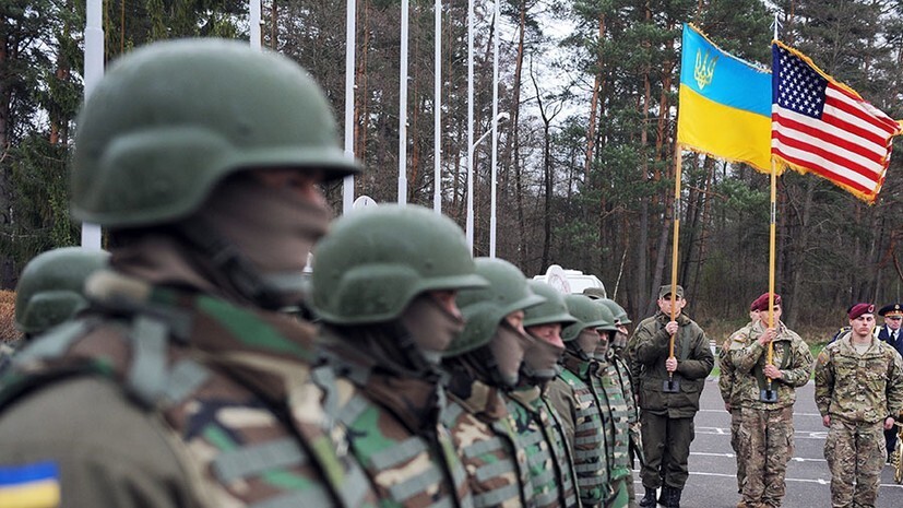 США используют вступление Украины в НАТО как средство обогащения