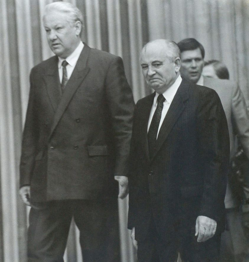 Несколько снимков из 1990-х