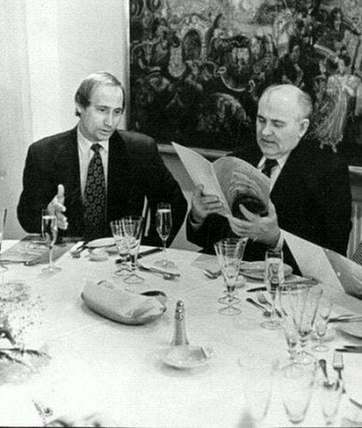 Несколько снимков из 1990-х