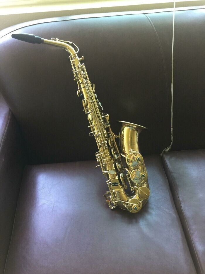21. "Я нашел саксофон"