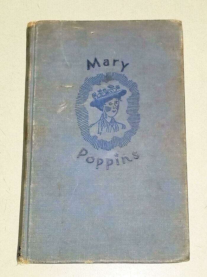 11. "Нашла первое издание "Мэри Поппинс" 1934 года в мусорном баке на работе"