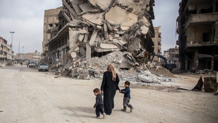 Четыре года с массовых убийств США в сирийской Ракке