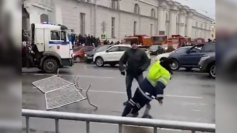 Жил был 36-летний мальчик Коля