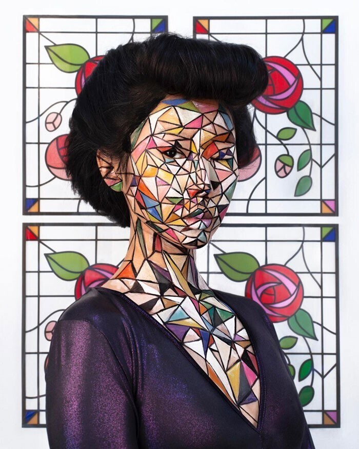Корейская художница создает невероятные оптические иллюзии на собственном теле