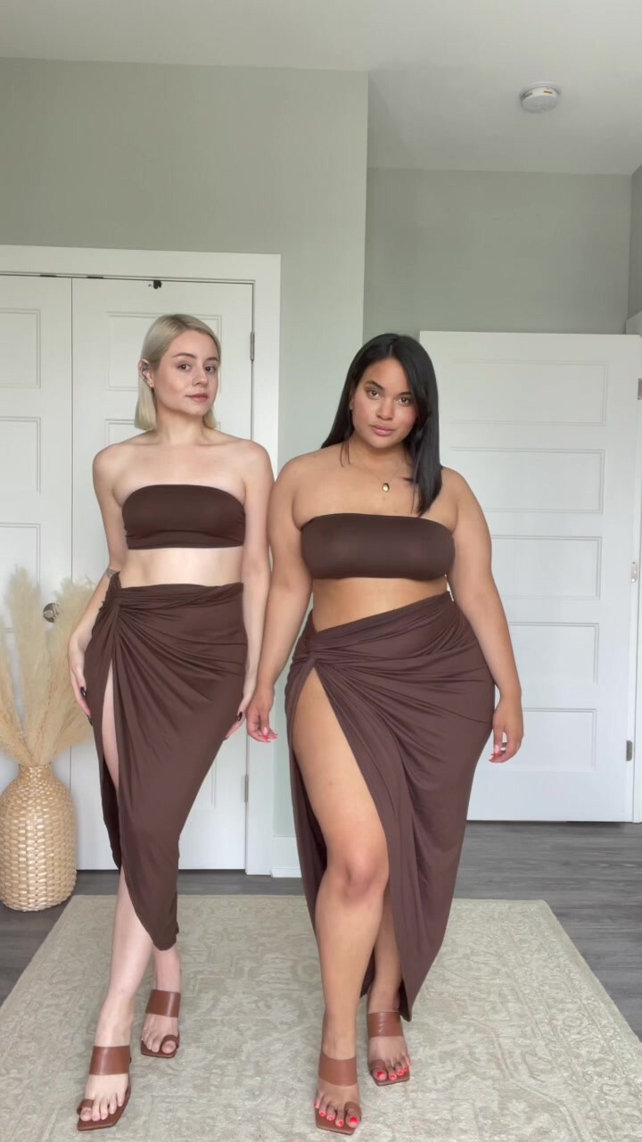 Девушки показали, как одинаковая одежда выглядит на разных фигурах