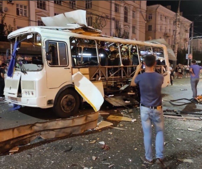 В Воронеже взорвался автобус с пассажирами: появились подробности с места трагедии