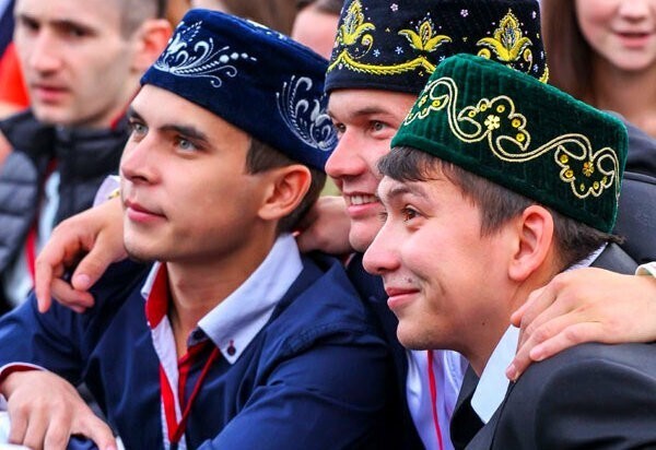 7 крупнейших национальных меньшинств, живущих в России
