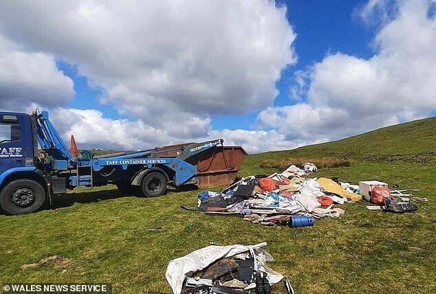Британский подросток расчистил 18 тонн мусора в своем городе