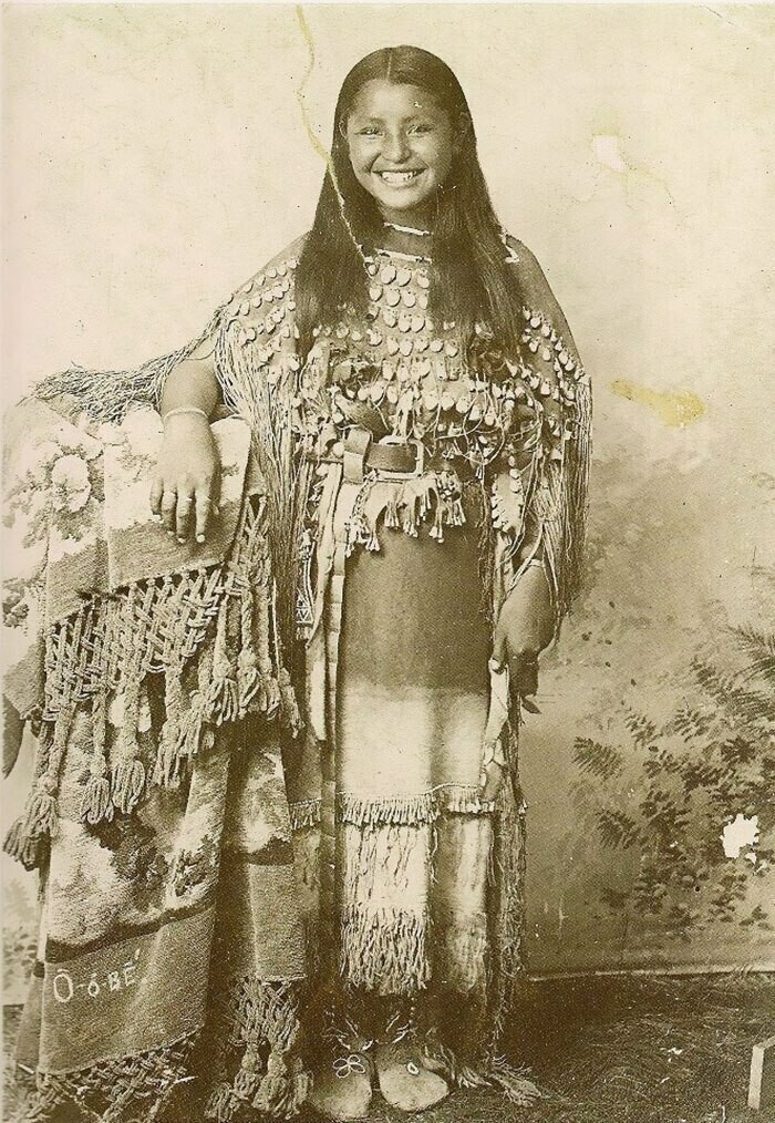 Юная индианка из племени Кайова, Оклахома, 1894