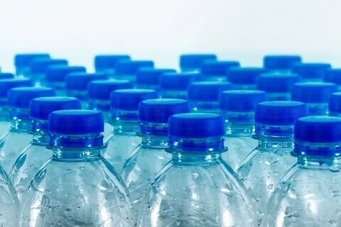 "Производители обычной питьевой бутилированной воды"