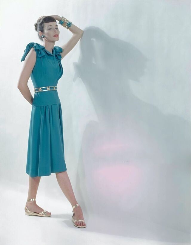 Модель Дориан Ли, Glamour, 1946