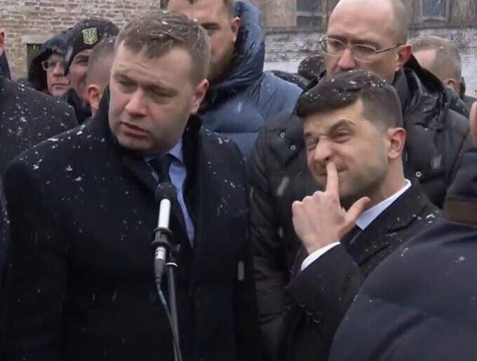Президент Украины звучит Гордо))))