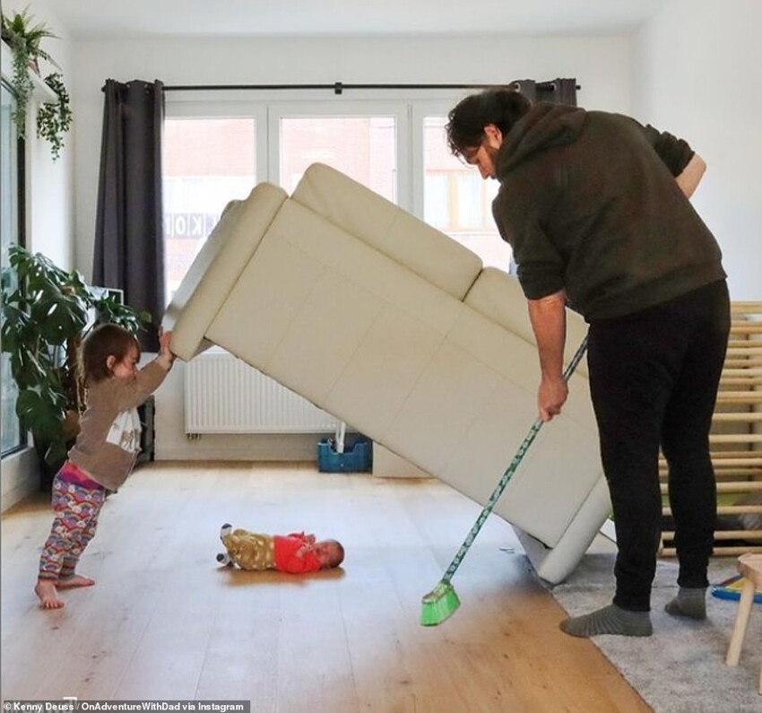 Одни дома: отец помещает своих детей в опасные ситуации с помощью фотошопа