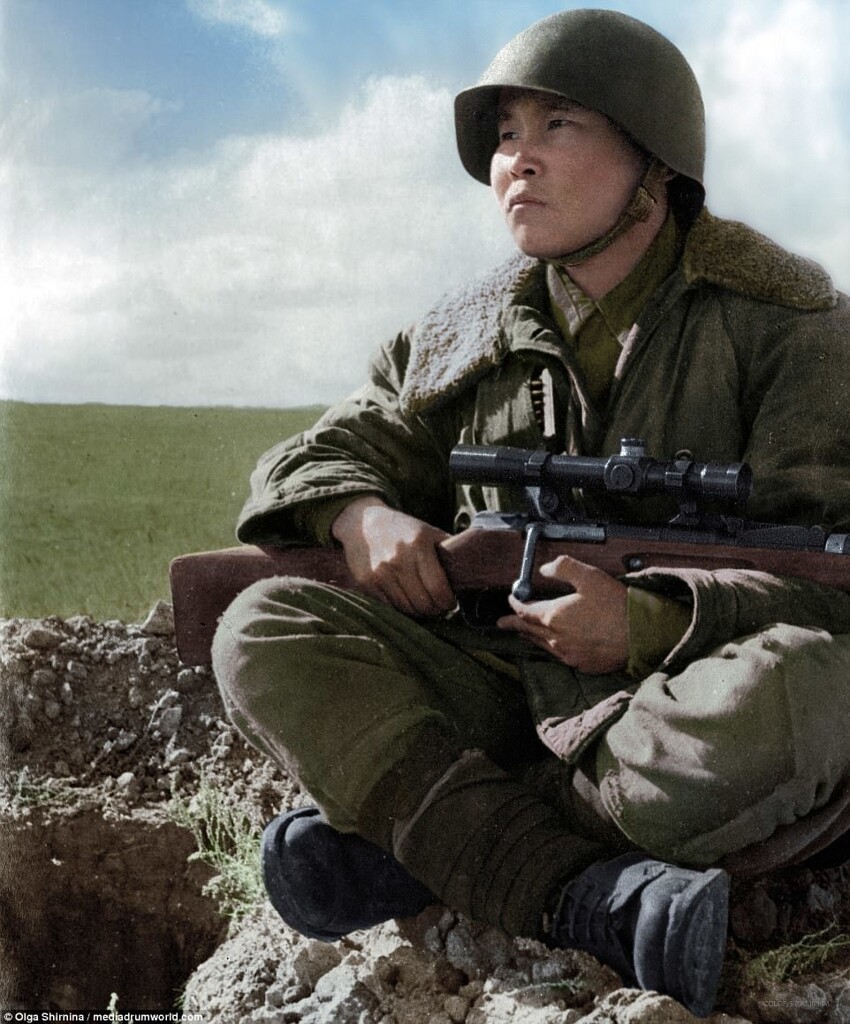 Советский снайпер Максим Пассар во время Сталинградской битвы уничтожил более двухсот вражеских солдат и офицеров.