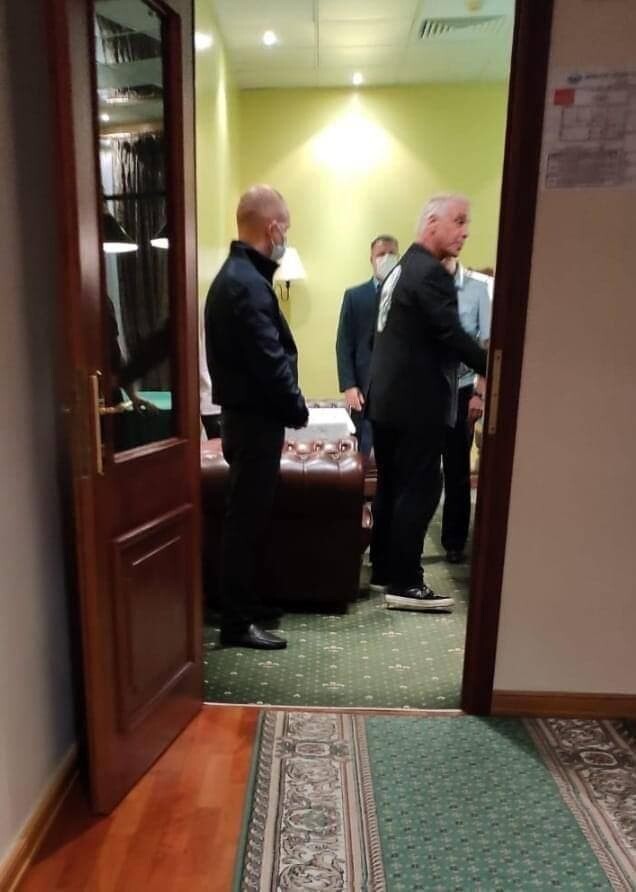 В гостиницу к лидеру группы Rammstein пришли полицейские