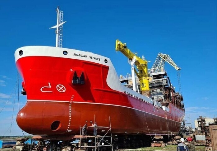 В Навашино спущено на воду головное грузопассажирское судно проекта PV24 «Анатолий Черняев»