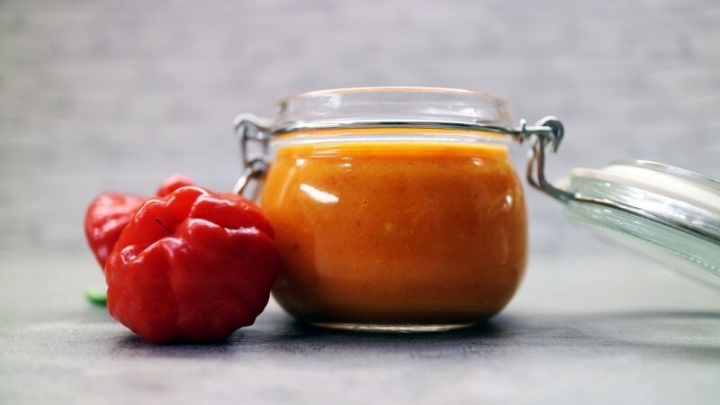 Очень острый соус и очень вкусный