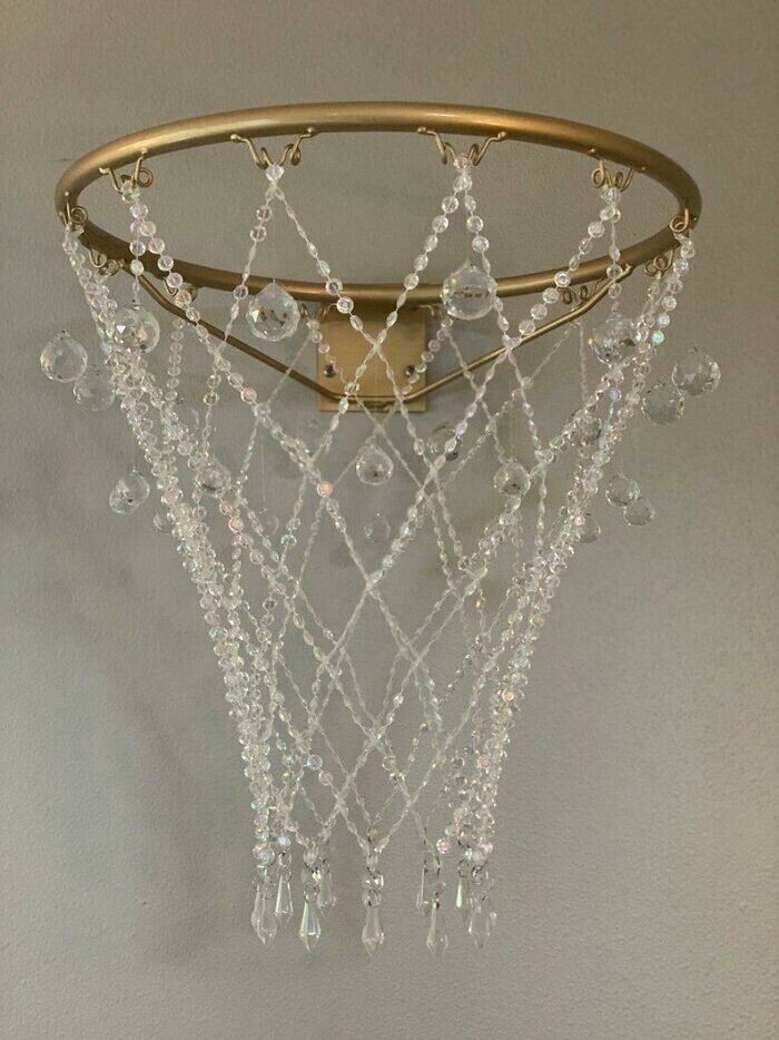 Хрустальный светильник "Баскетбольное кольцо". Главное, чтобы не спутали!