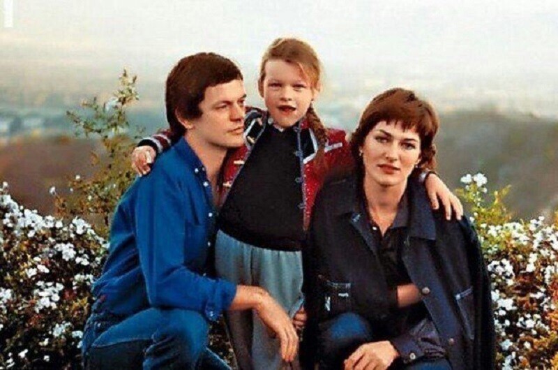 Богдан Йовович, Галина Логинова и их пятилетняя дочь Милица-Наташа, Киев, 1980 год