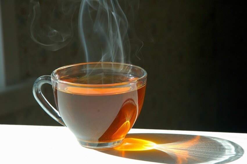 Учёные установили, что выпитая чашка чая улучшает креативное мышление