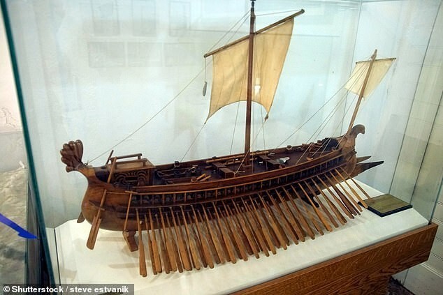 У берегов Сицилии нашли древние тараны, которыми римляне пробивали корабли Карфагена