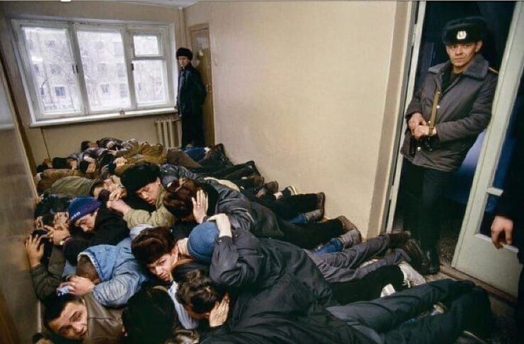Задержанные бандиты из группировки "Уралмаш", 1992 год