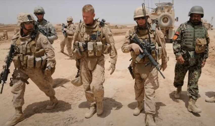 Паранджа им к лицу: британский спецназ SAS драпал из Афганистана, прикинувшись женщинами