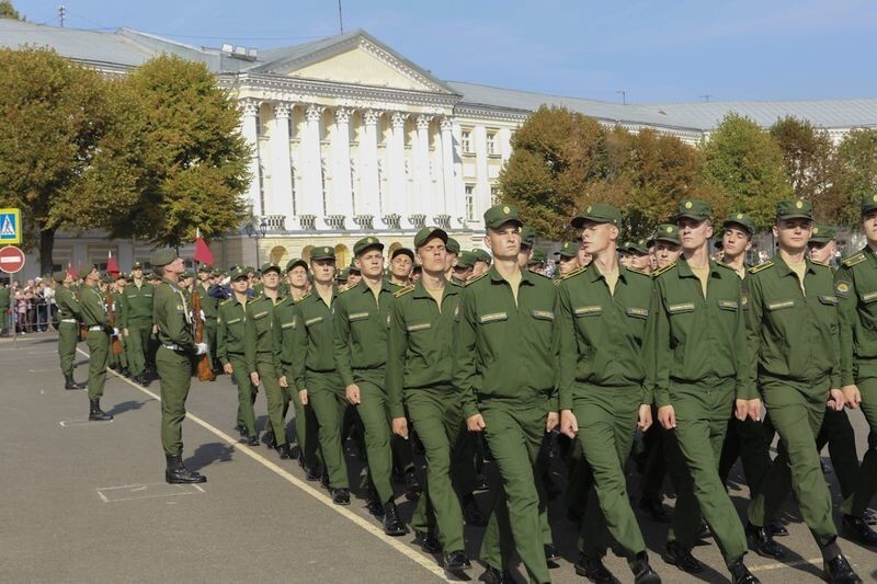 Профессия - Родину защищать: как и из чего складывается карьера военного