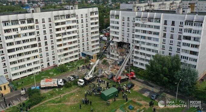 Спасатели извлекли тело первого погибшего при взрыве газа в Ногинске