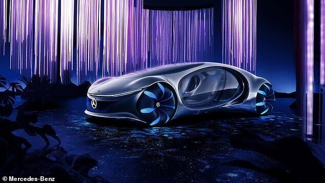 Mercedes представил устройство для управления электрокаром Vision AVTR силой мысли