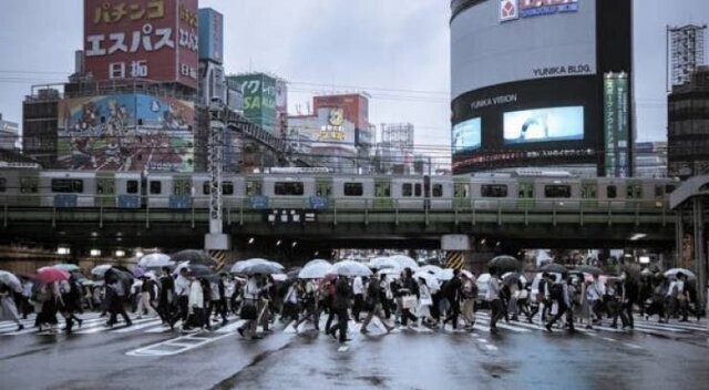 "В Токио 5-летние дети сами идут по улице в подготовительный класс школы, а затем сами возвращаются домой"
