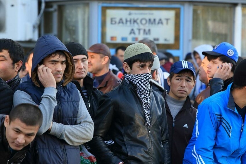 Президент Федерации мигрантов России Вадим Коженов призвал власти и СМИ не освещать преступления мигрантов
