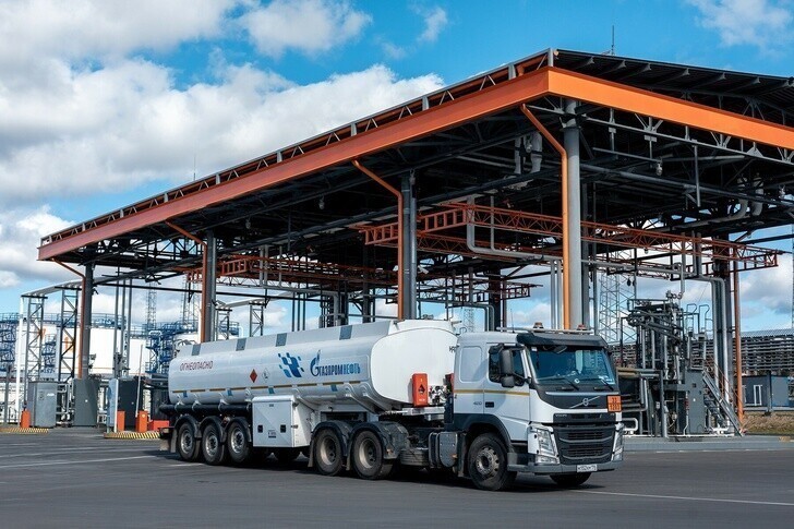Газпром нефть открыла высокотехнологичный топливный терминал в Свердловской области