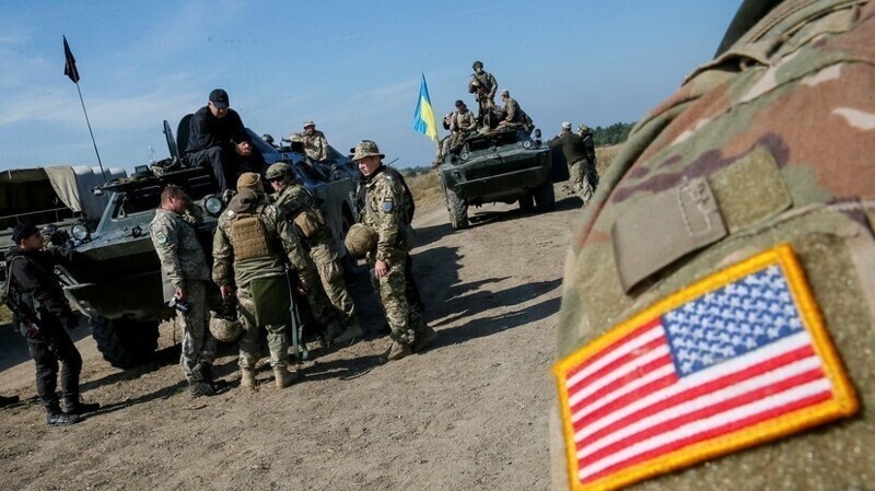 США продолжают "вливать" в Украину военную помощь