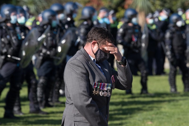 Холодная ярость полиции не остудила накал протестов в Мельбурне