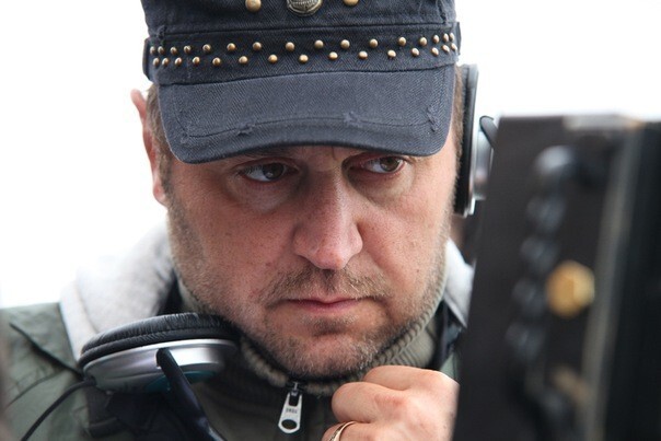 Режиссер Максим Бриус объяснил, что вдохновило его на съемки «Солнцепека»