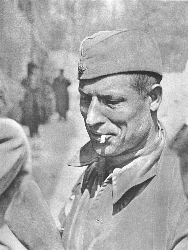 Советский Солдат. Чехословакия 1945 год