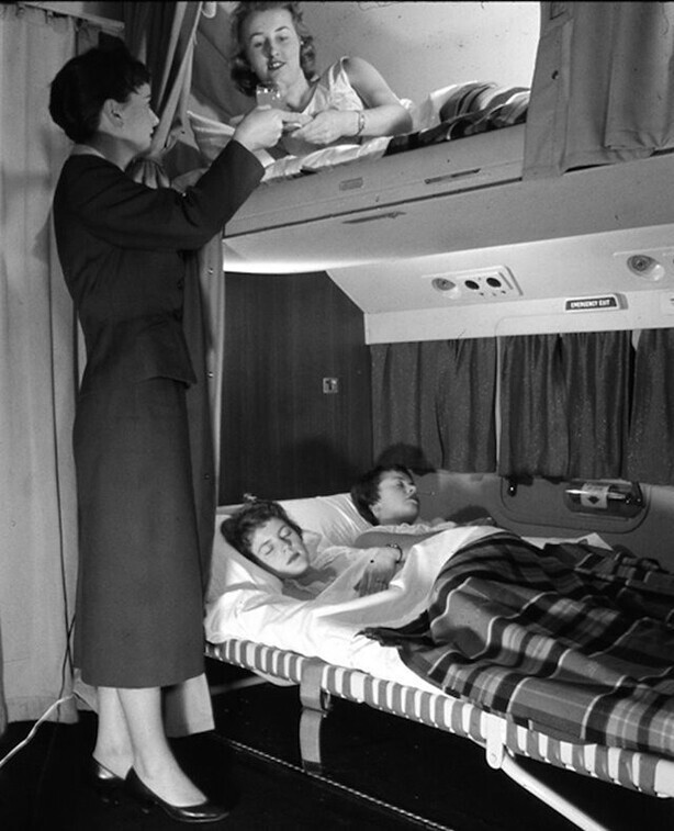 Спальные места в самолетах авиакомпании KLM. 1960-е годы