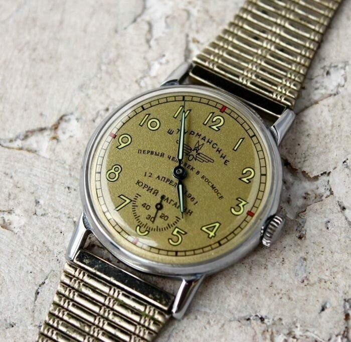 Популярные наручные часы в СССР