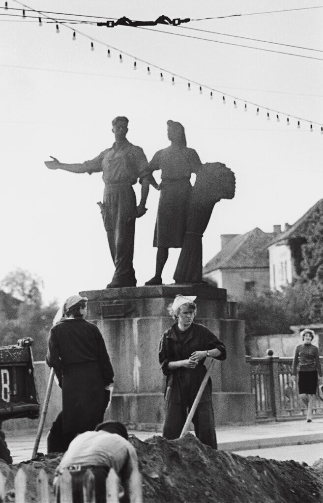 Советская эпоха глазами прибалтийских фотографов