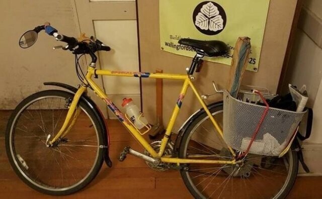 "Я купил этот велосипед в 1988-м на деньги, подаренные бабушкой. Я проехал на нем много тысяч километров, сейчас это моя основная машина для поездок за покупками"