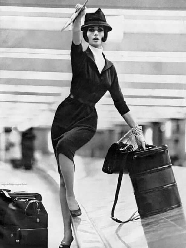 Получение багажа, 1961 г. Фото: Лиллиан Бассман