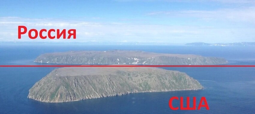 Два острова в центре Берингова пролива, где пролегает граница США и России