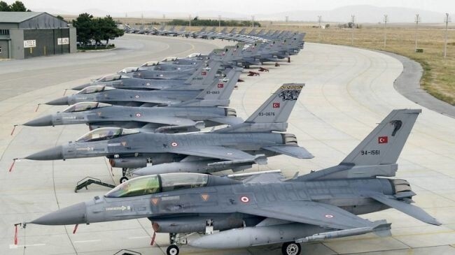 Турция попросила у США 40 истребителей F-16