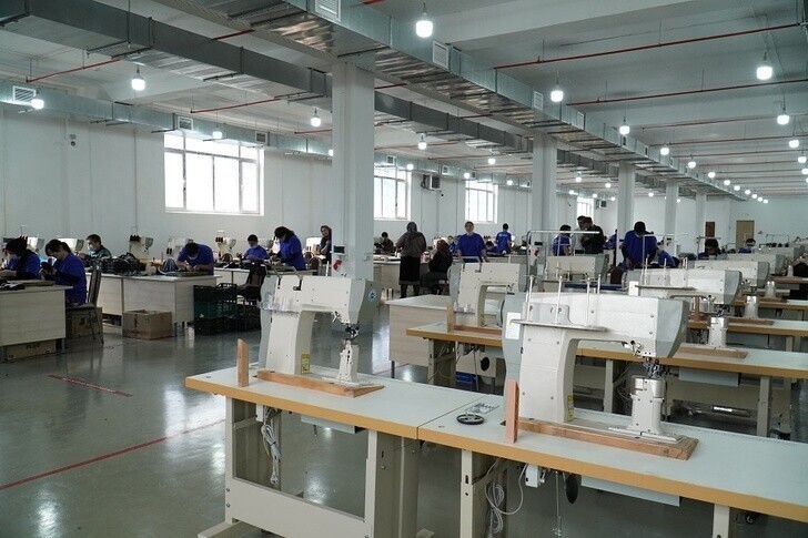 В Дагестане открыли новую обувную фабрику