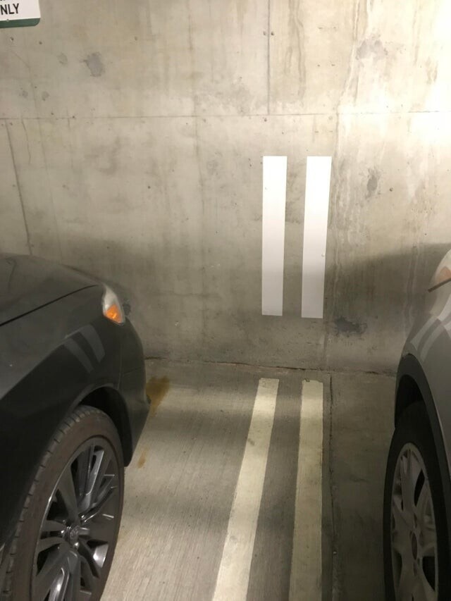 Линии на стене очень помогают идеально припарковаться