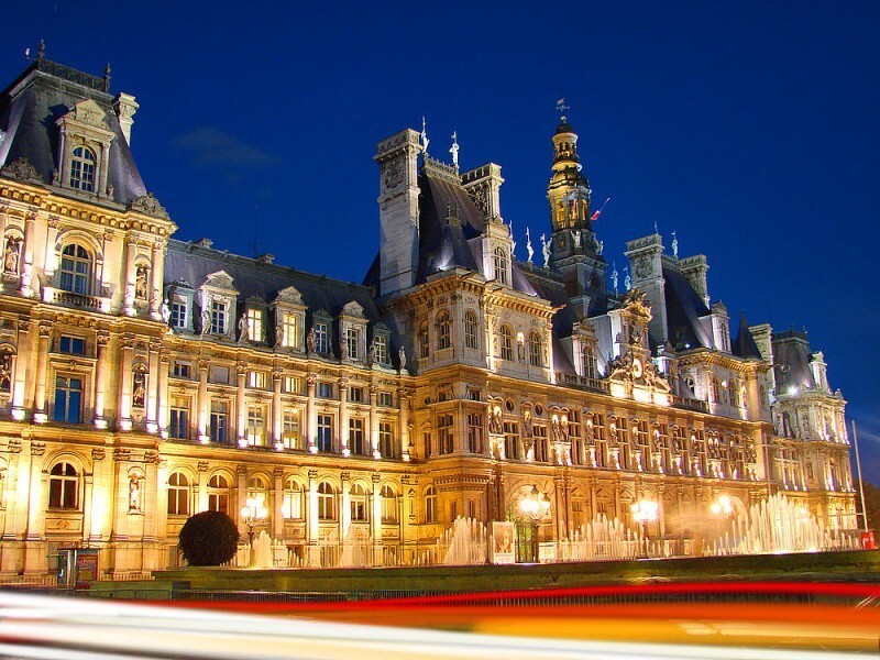 Цена люксовых отелей Петербурга сравнялась с отелями-дворцами Парижа